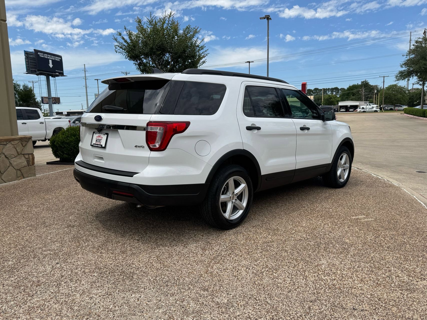 Used 2018 Ford Explorer 4WD image 8