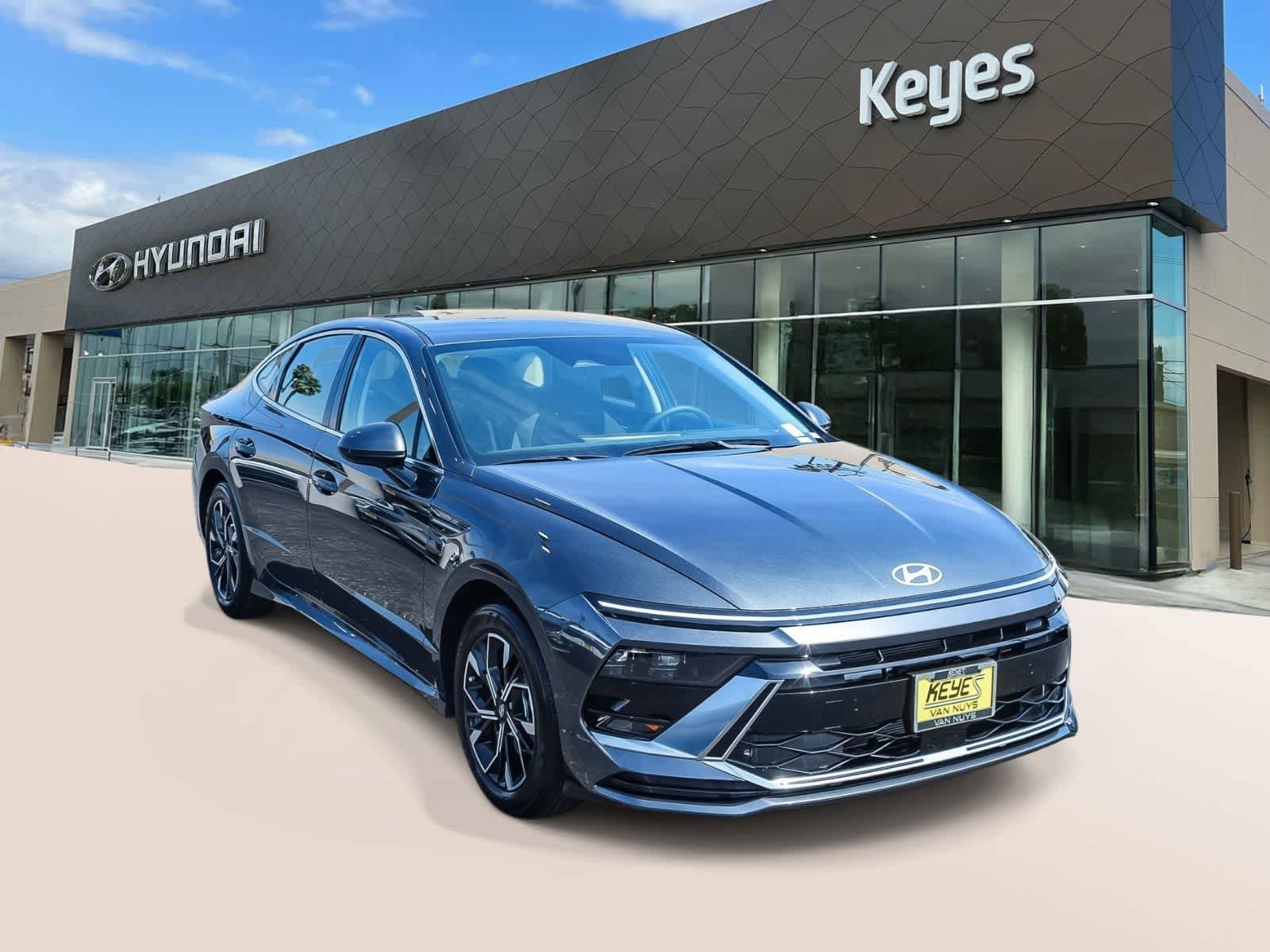 Certified 2025 Hyundai Sonata SEL image 3