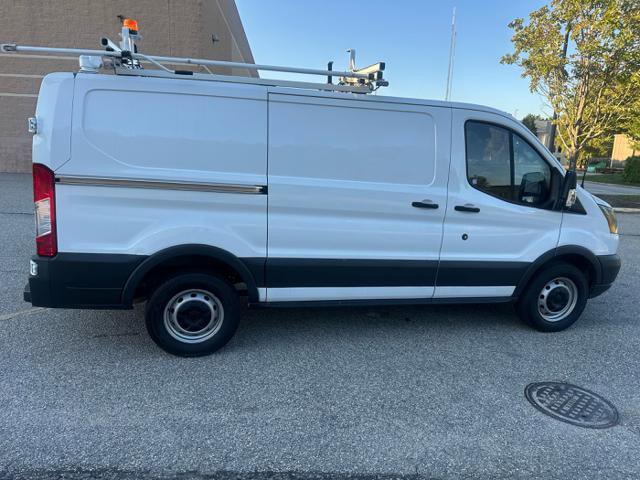 Used 2017 Ford Transit 250 130 Low Roof image 37