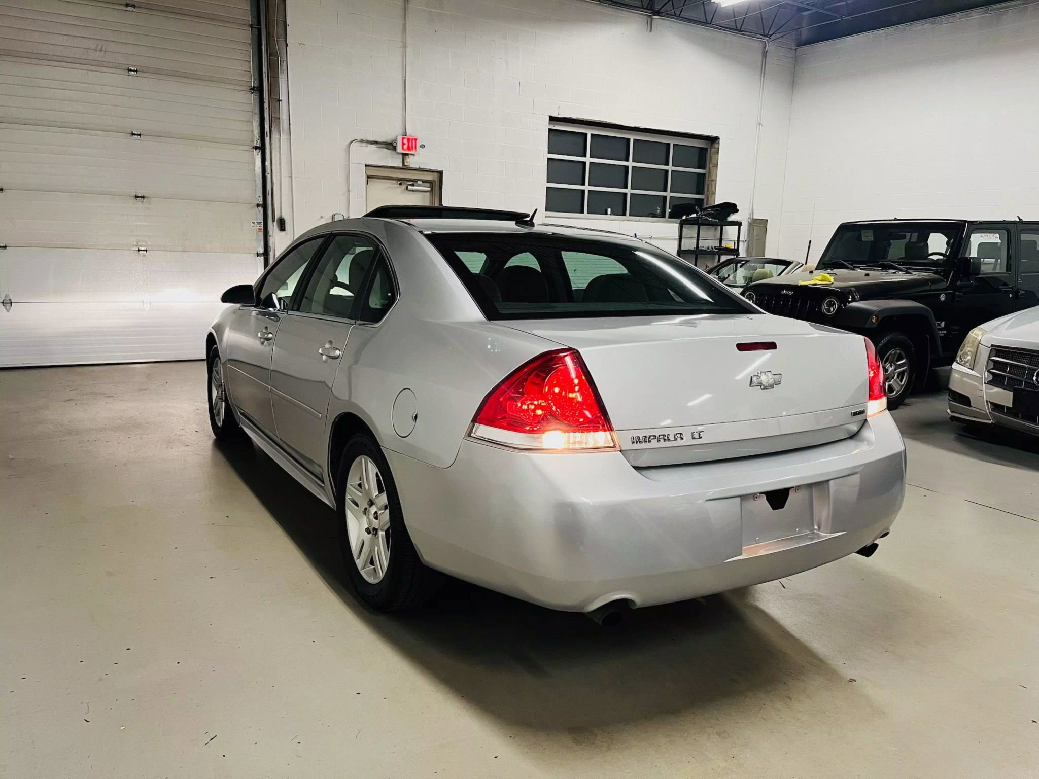 Used 2014 Chevrolet Impala LT w/ LT Sunroof Package image 5