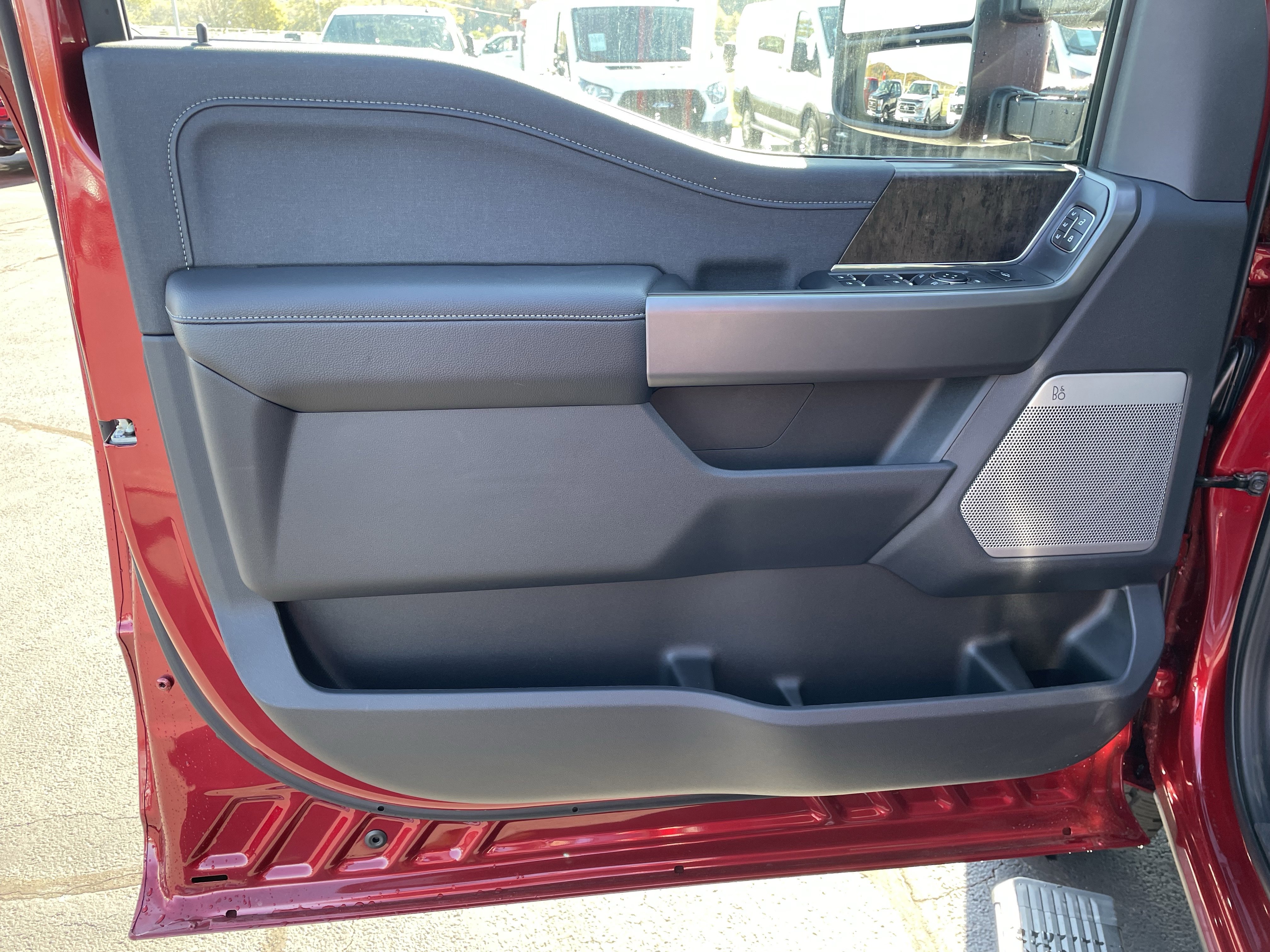 New 2026 Ford F350 Lariat w/ Lariat Ultimate Package image 10