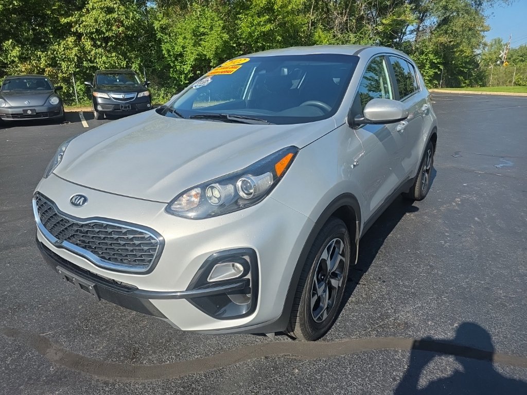 Used 2022 Kia Sportage LX AWD/4WD image 3