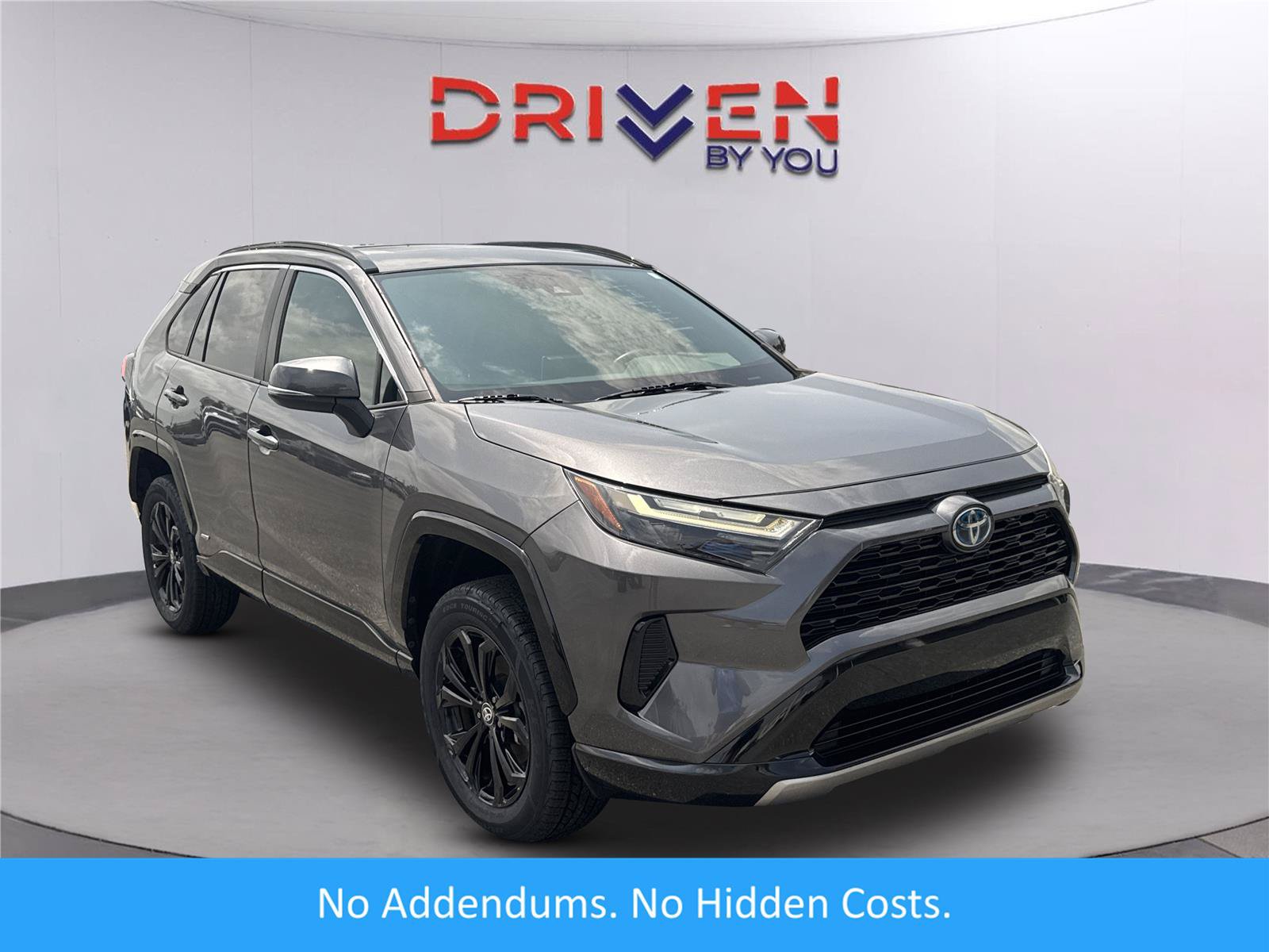 Used 2022 Toyota RAV4 SE w/ Convenience Package AWD/4WD video 1