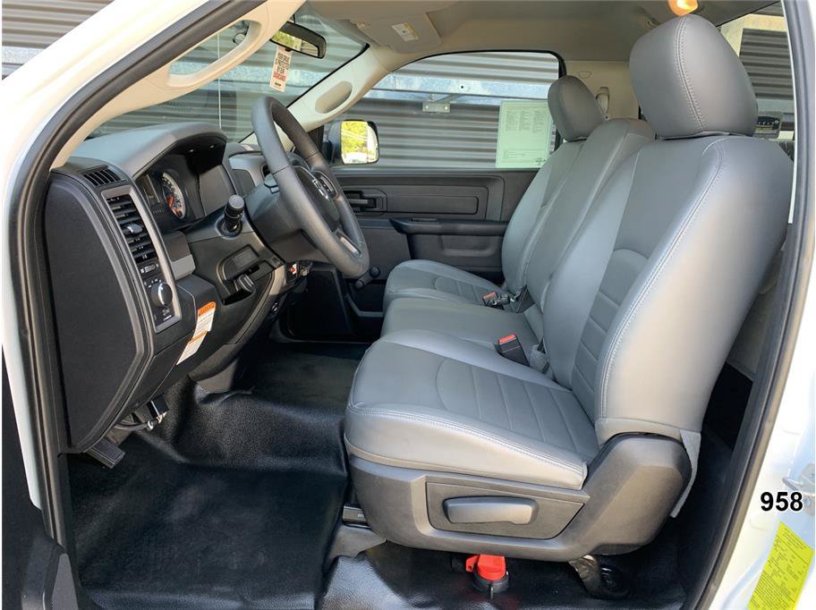 Used 2018 RAM 4500 Tradesman RWD image 30