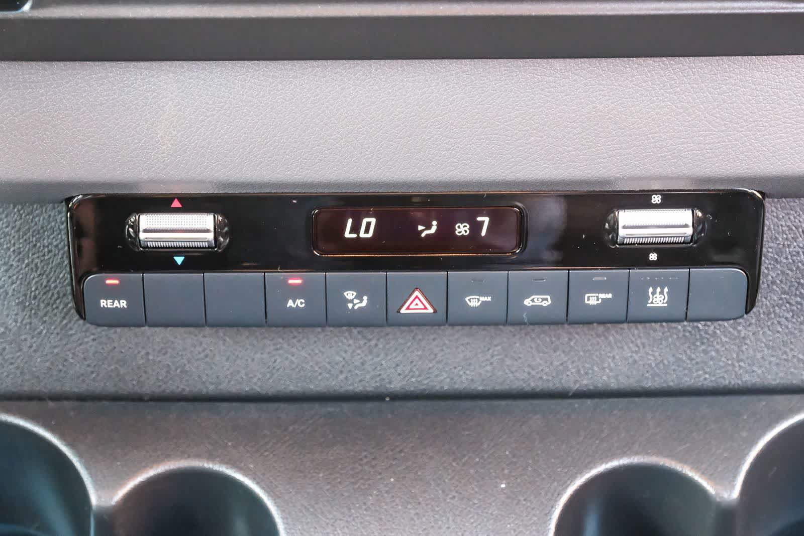 Used 2020 Mercedes-Benz Sprinter 2500 image 18