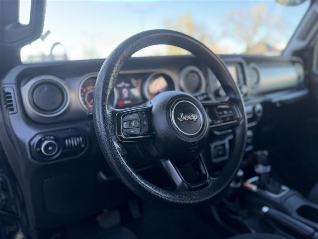 Used 2018 Jeep Wrangler Sport image 17