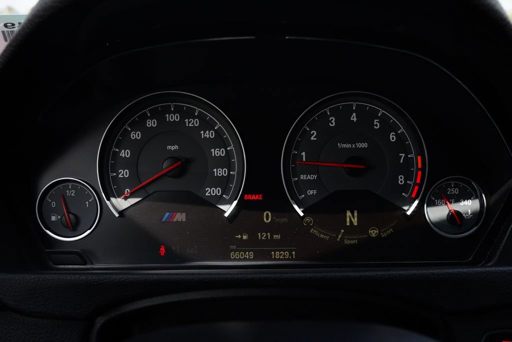 Used 2018 BMW M4 Coupe RWD image 30
