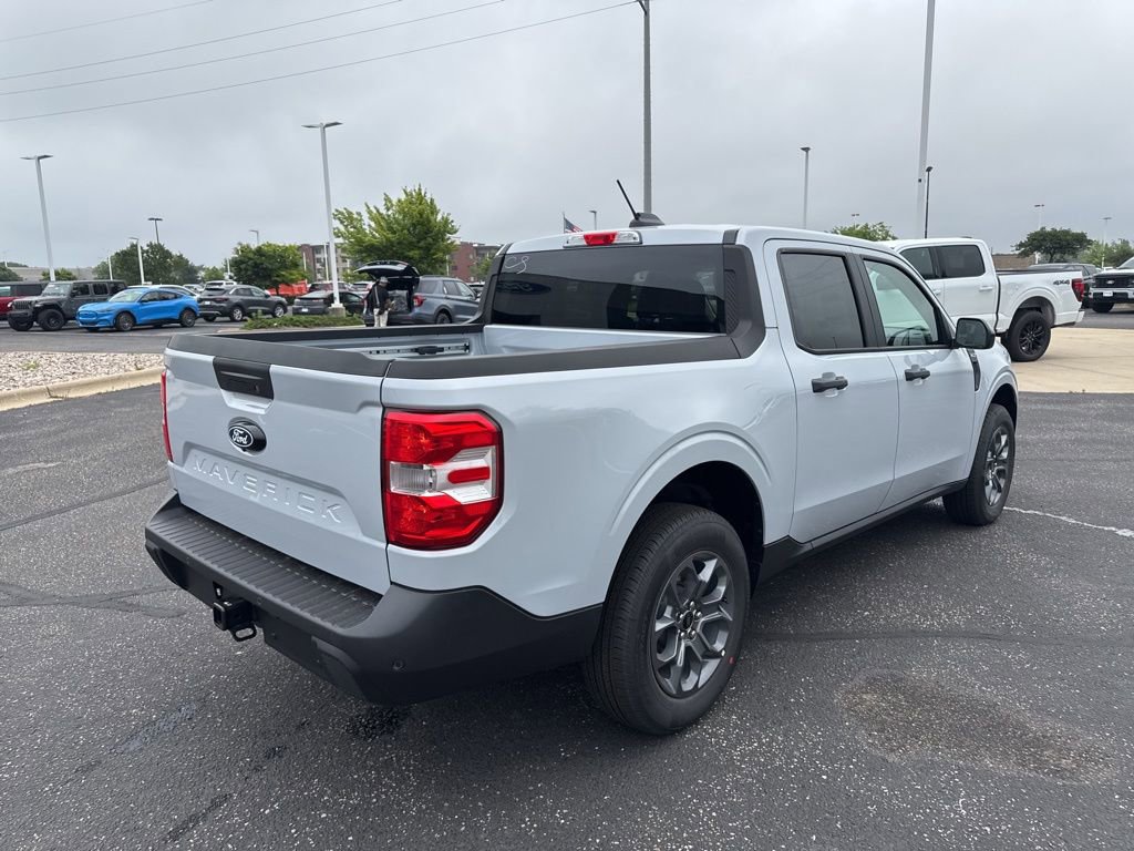 New 2025 Ford Maverick XLT w/ XLT Luxury Package image 6