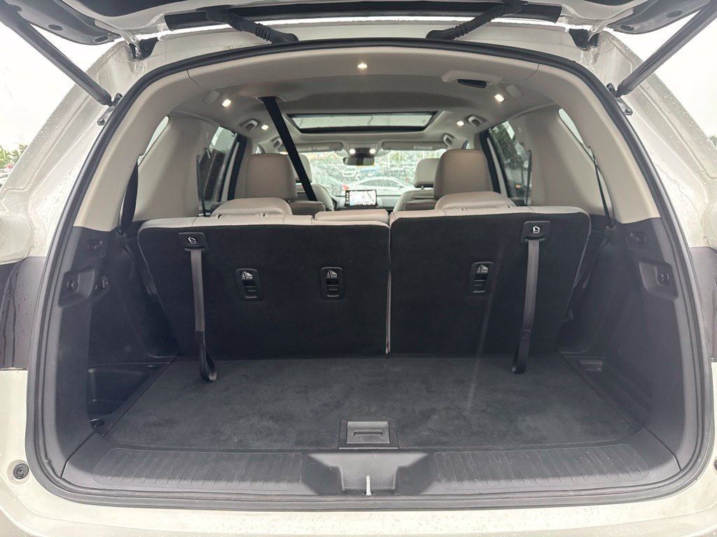 Certified 2025 Honda Pilot Elite image 36