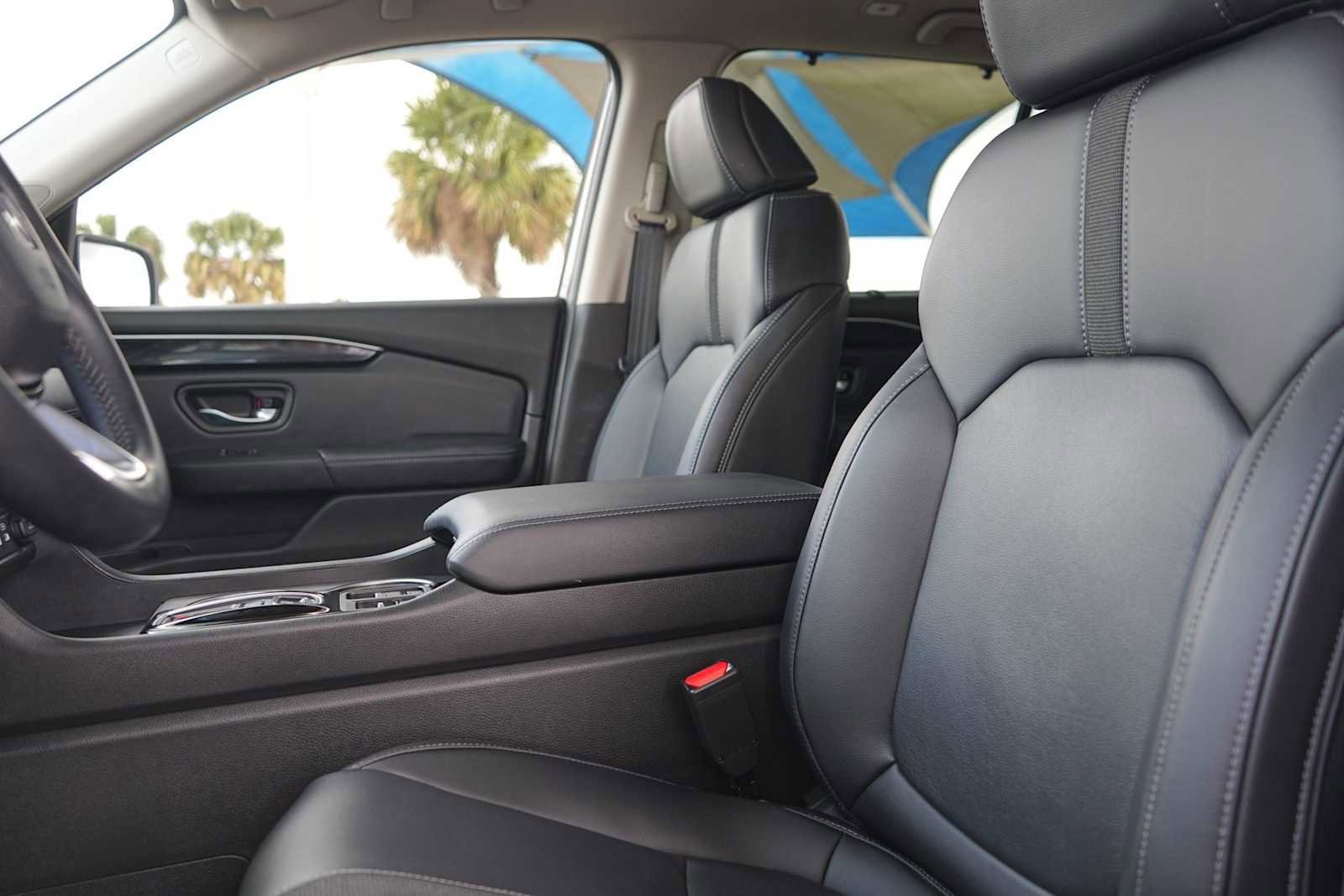 Certified 2023 Honda Pilot Touring image 11