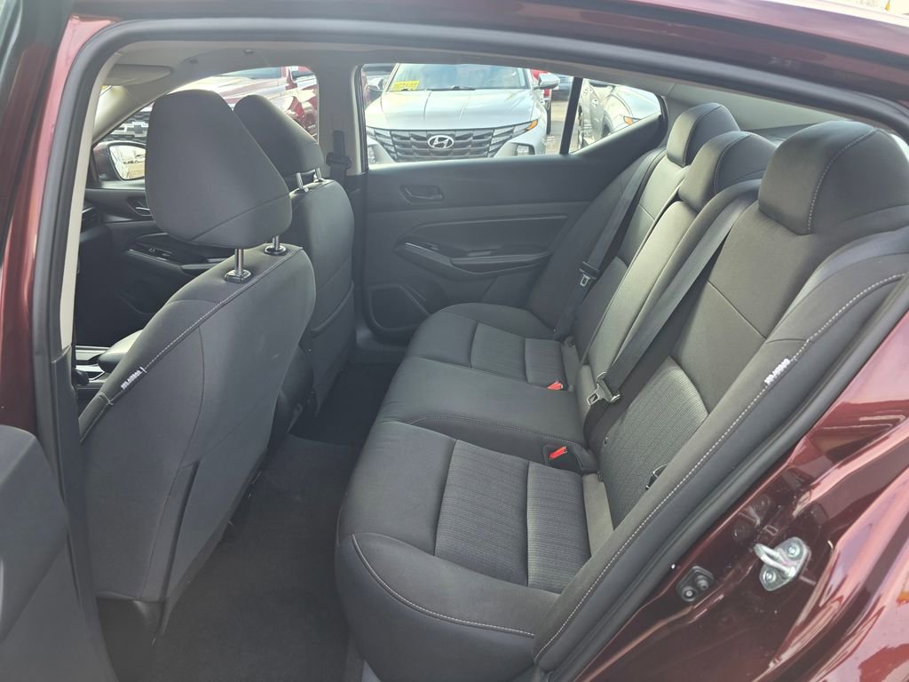 Used 2023 Nissan Altima 2.5 SV image 30