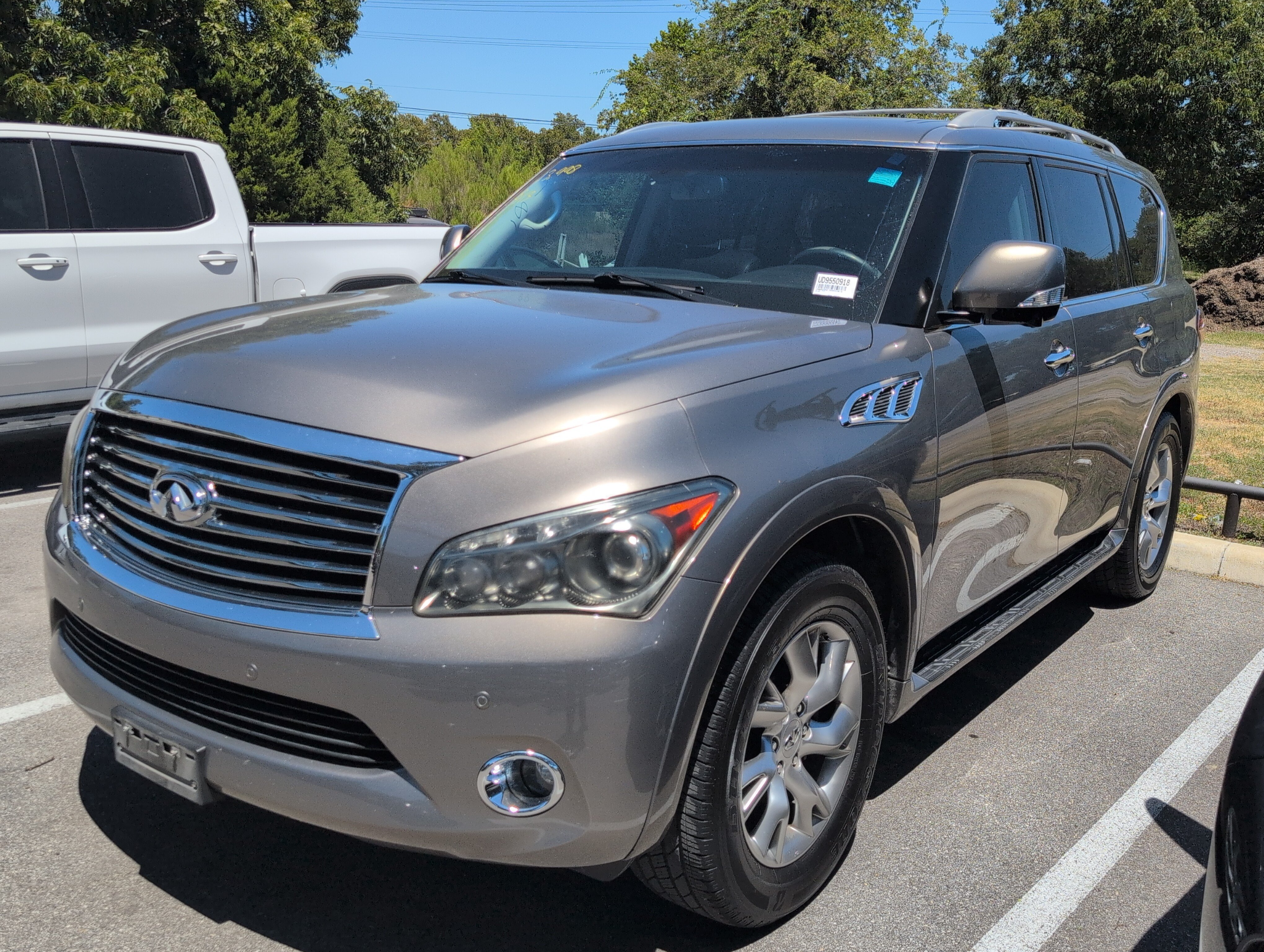 Used 2013 INFINITI QX56 2WD image 4