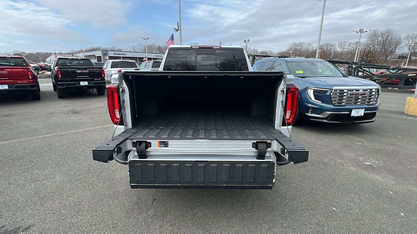 Used 2020 GMC Sierra 1500 SLT w/ SLT Premium Package image 31