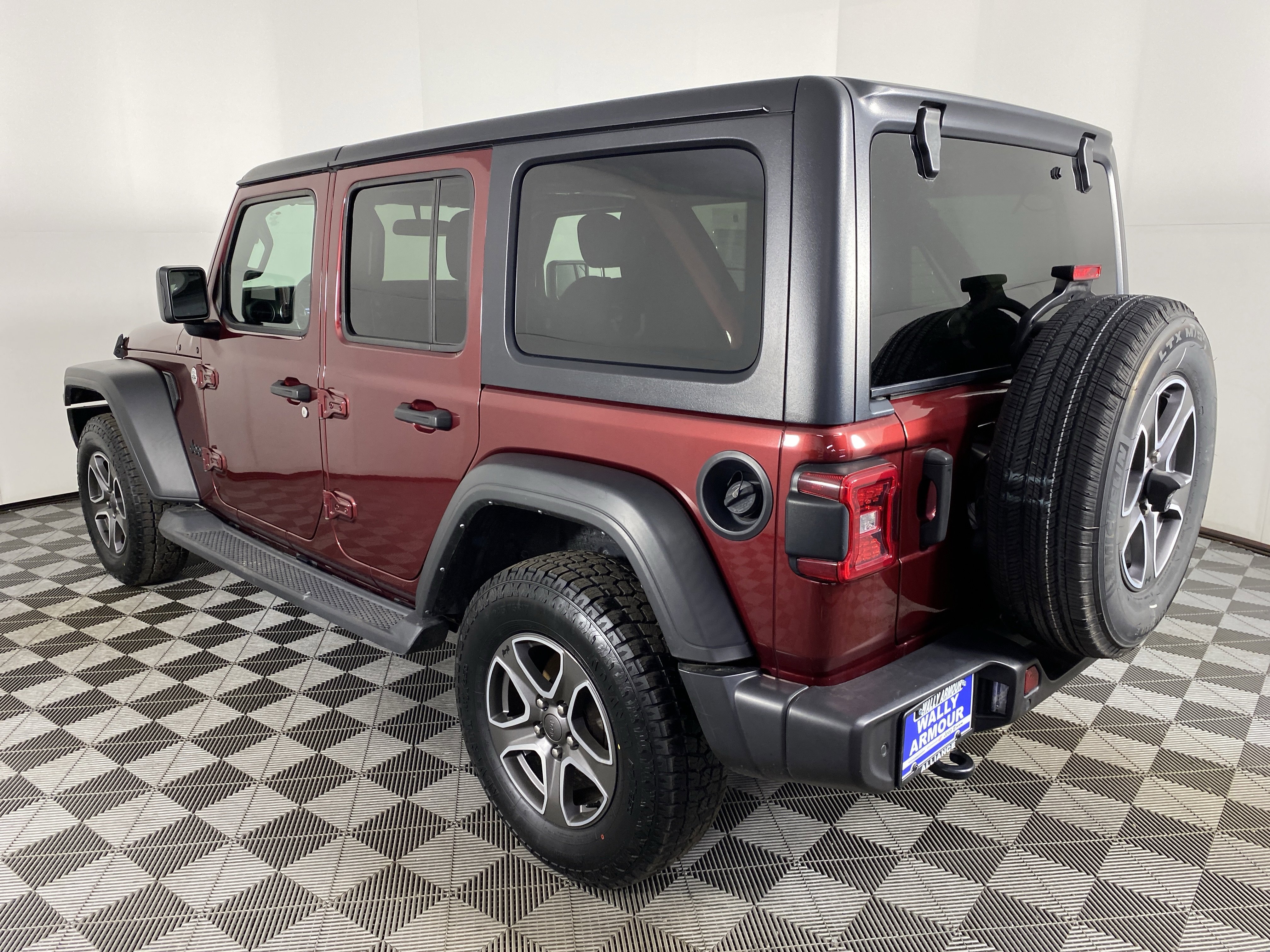 Used 2021 Jeep Wrangler Unlimited Sport AWD/4WD image 9