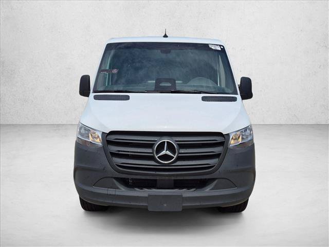 Used 2025 Mercedes-Benz Sprinter 2500 image 2