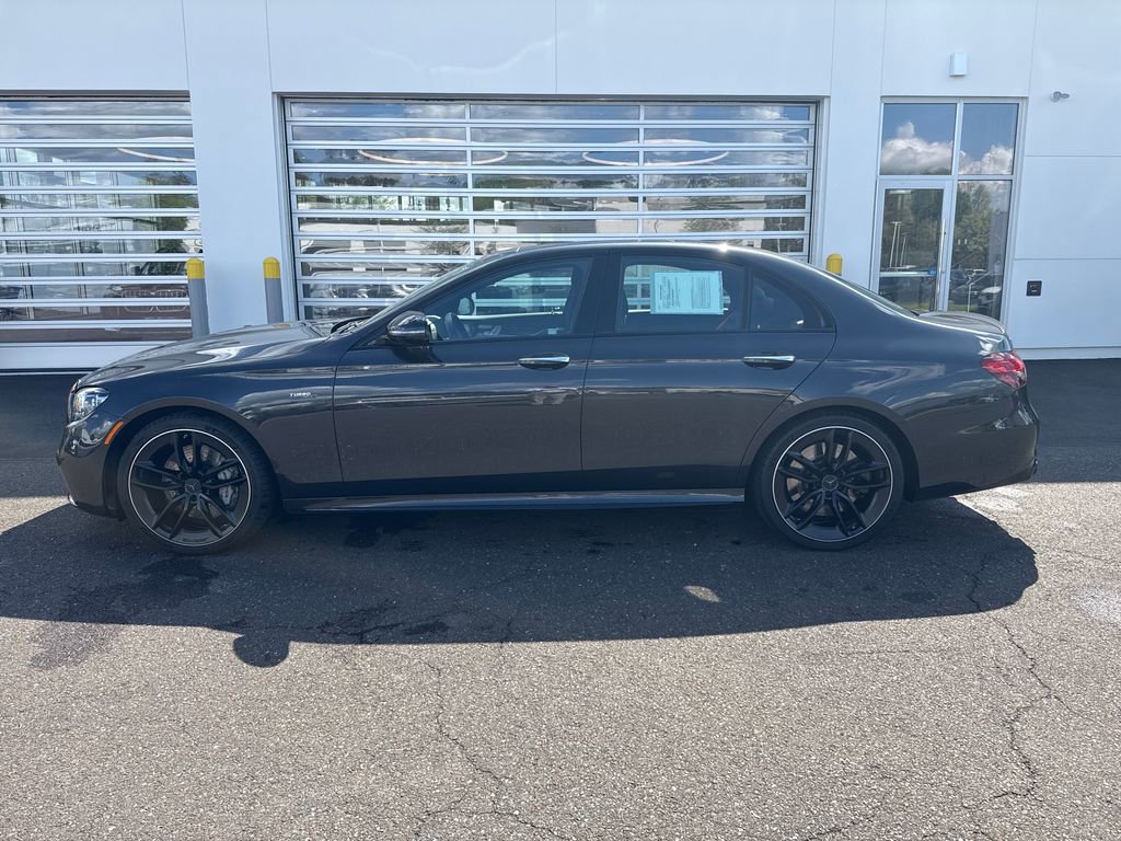 Used 2022 Mercedes-Benz E 53 AMG 4MATIC Sedan image 2