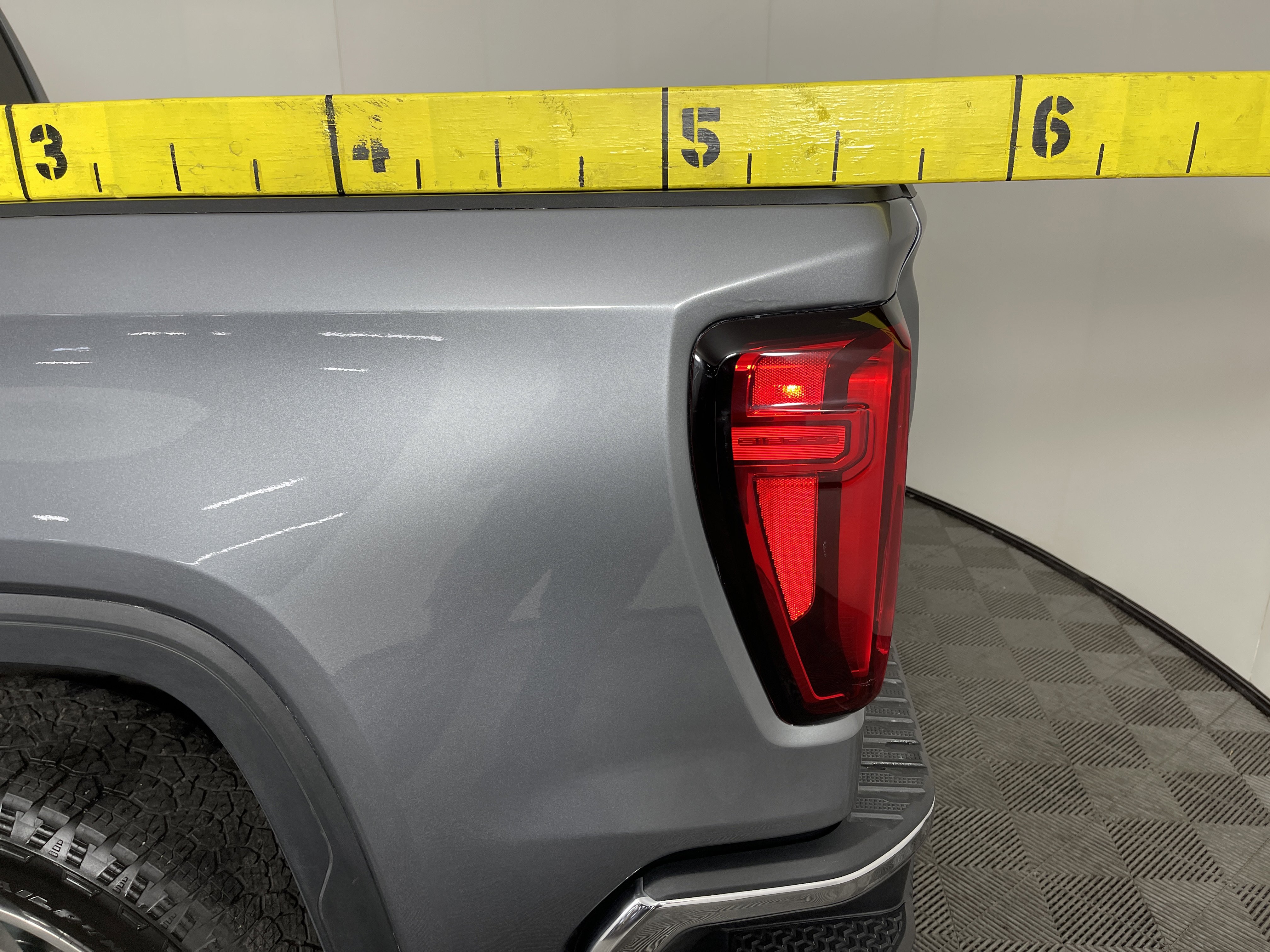Used 2019 GMC Sierra 1500 SLT w/ SLT Premium Plus Package image 10