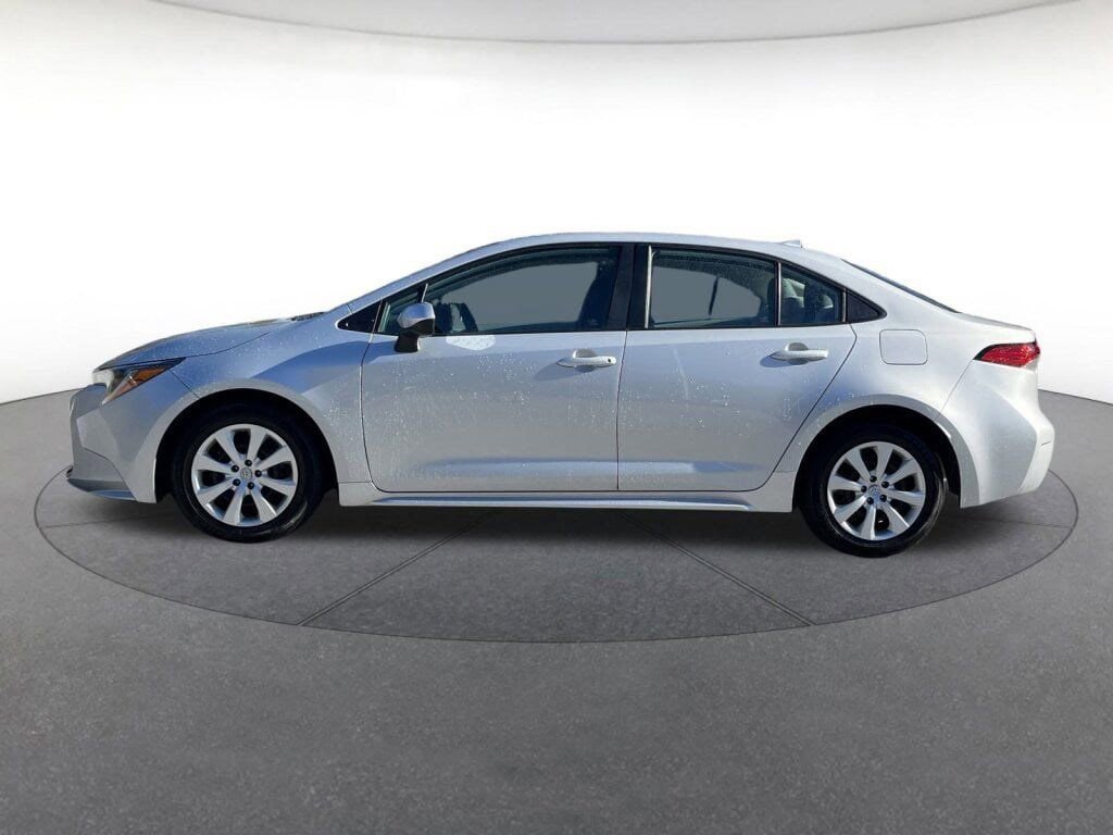 Used 2024 Toyota Corolla LE image 21