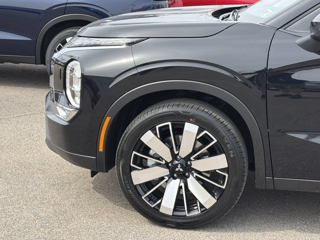 New 2026 Mitsubishi Outlander SE AWD/4WD image 9