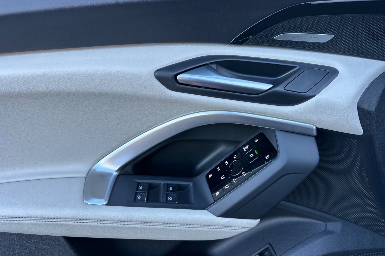 New 2025 Audi Q5 Premium Plus image 10