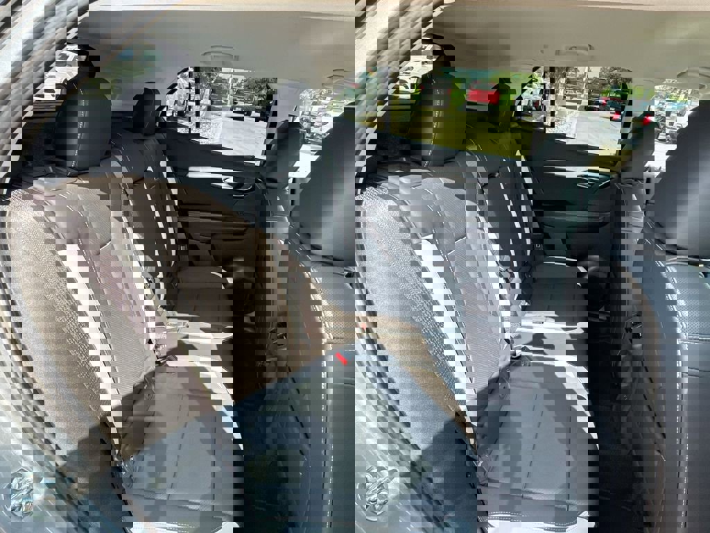 Certified 2024 Buick Envision Sport Touring image 26