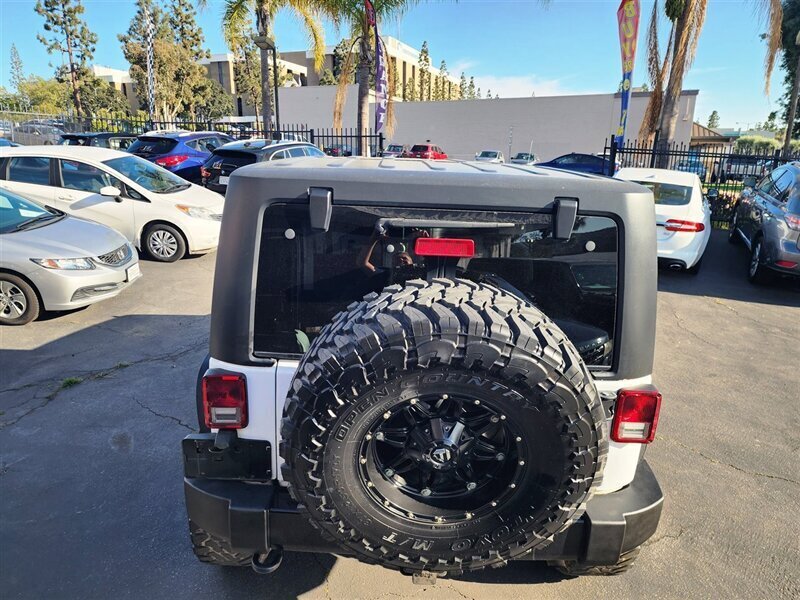 Used 2016 Jeep Wrangler Sport image 10