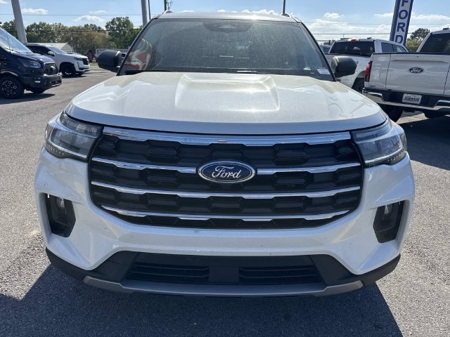 New 2026 Ford Explorer Active w/ Active Comfort Package RWD image 2