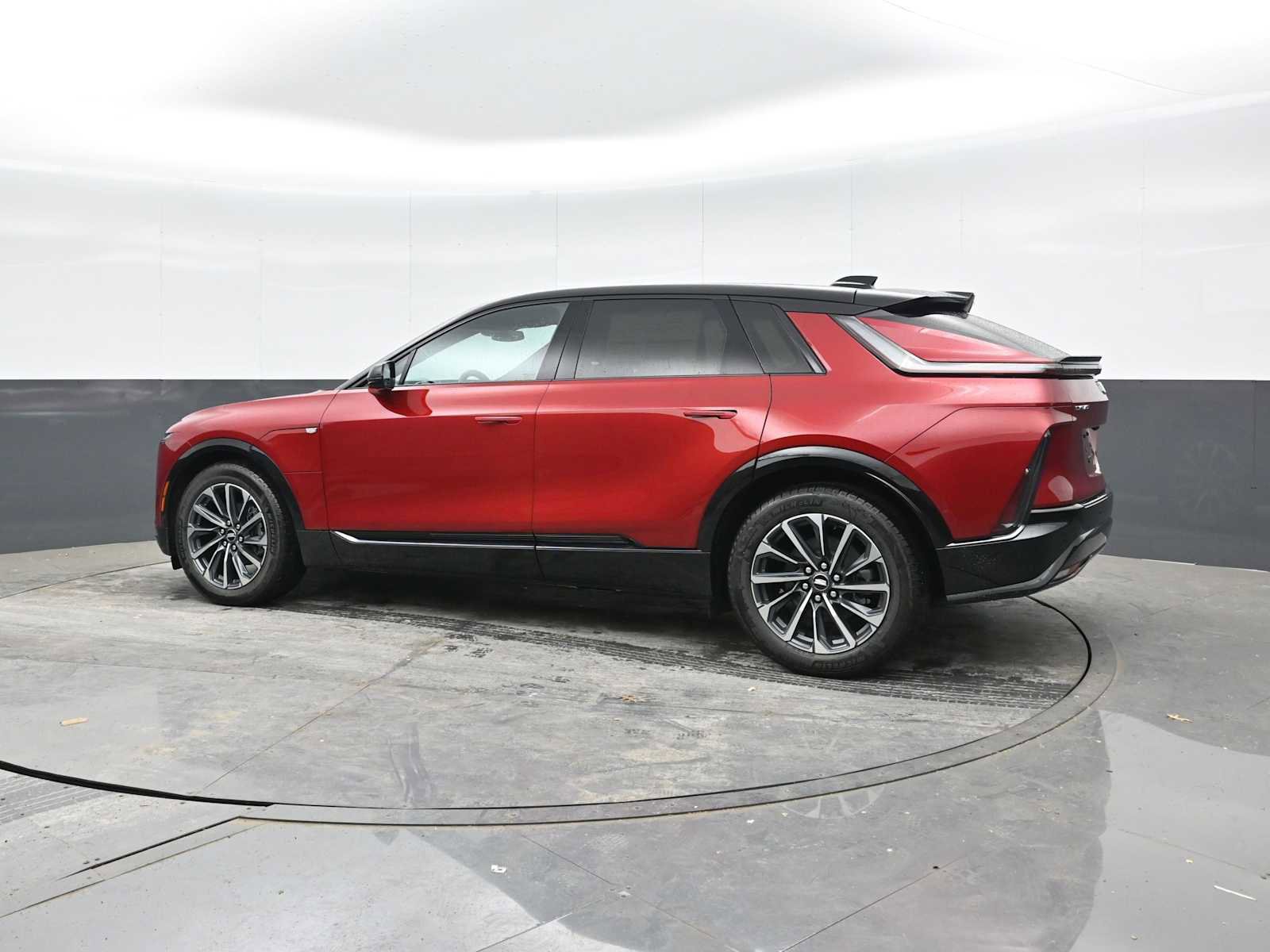 New 2025 Cadillac Lyriq Sport image 3