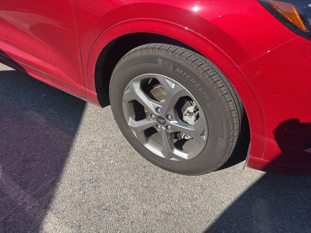 Used 2023 Ford Escape ST-Line w/ Tech Pack #1 image 3