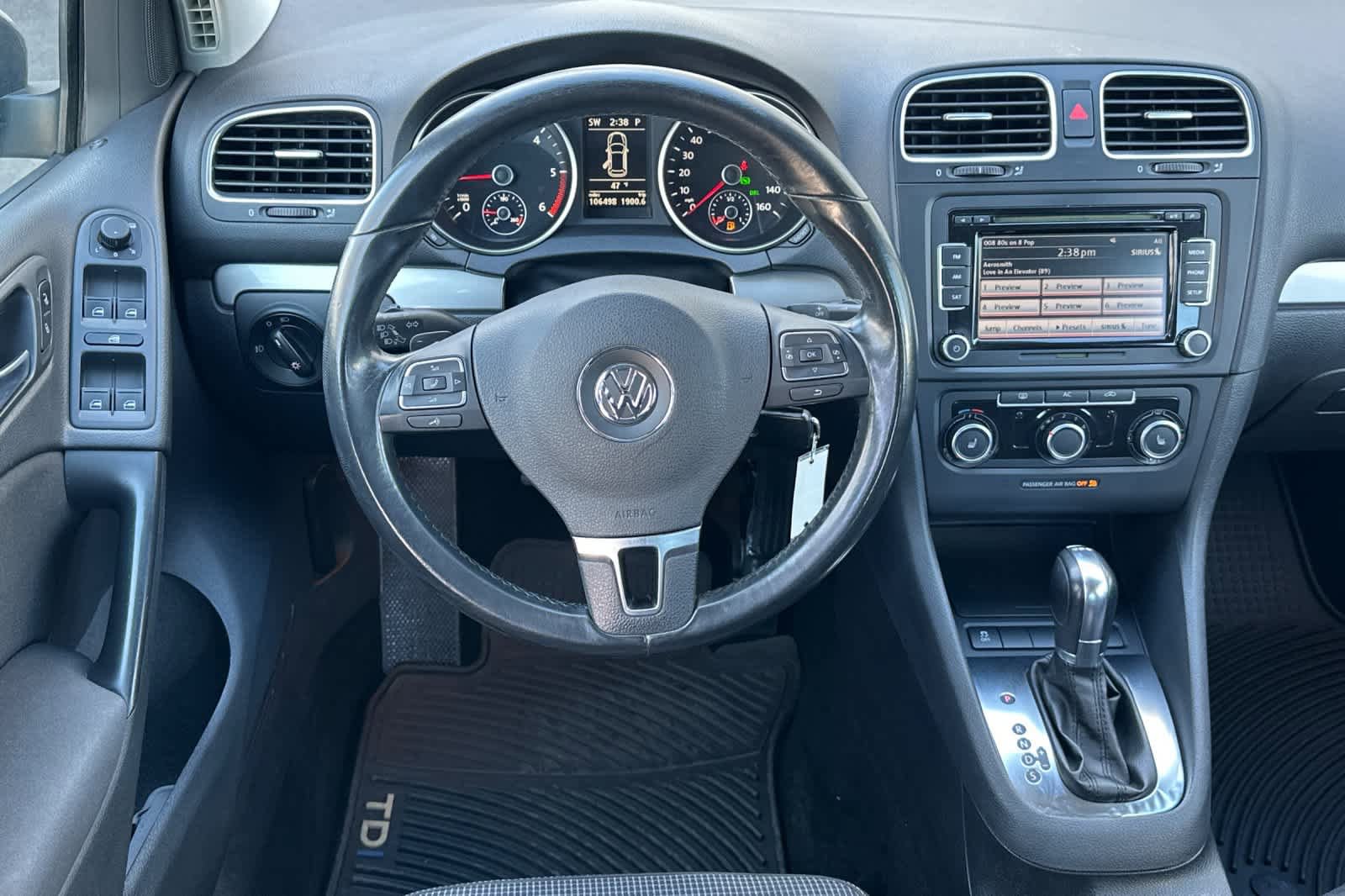 Used 2012 Volkswagen Golf TDI image 16