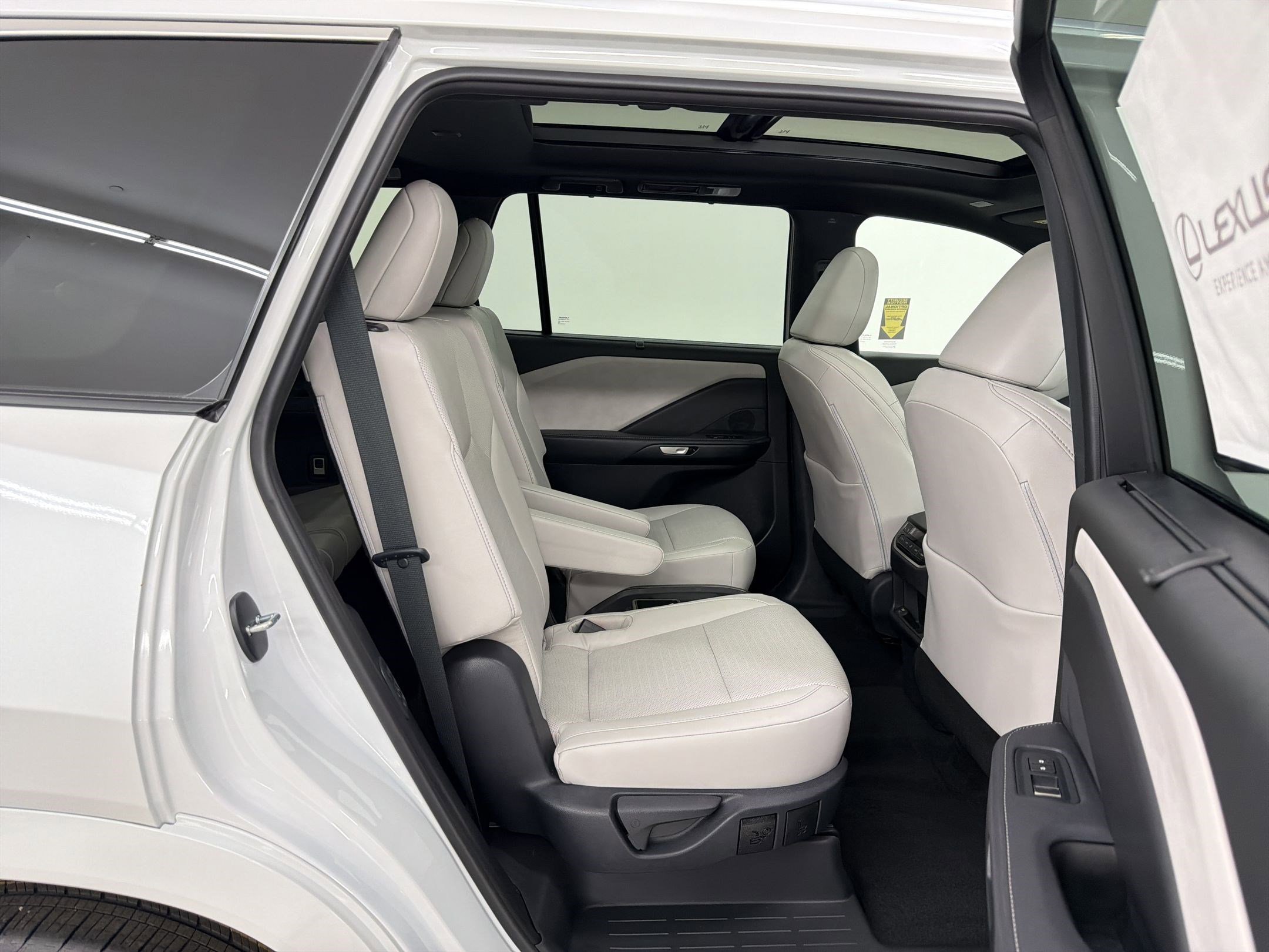 New 2026 Lexus TX 350 AWD image 27