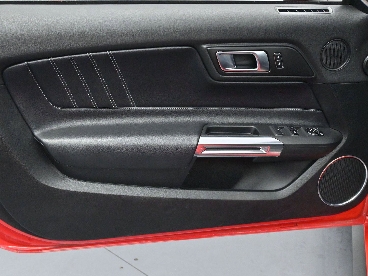 Used 2023 Ford Mustang Premium image 10