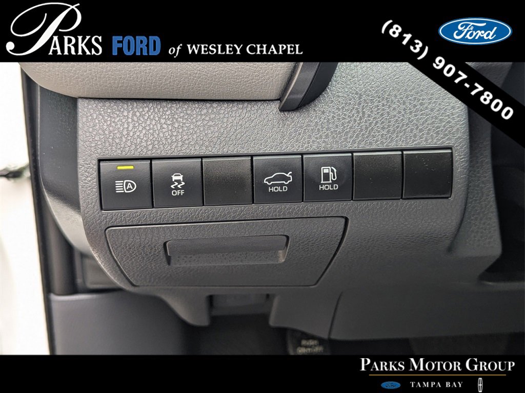 Used 2022 Toyota Camry SE image 23