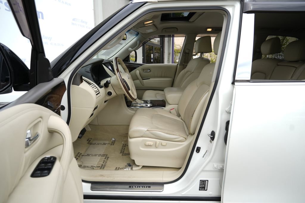 Used 2012 INFINITI QX56 4WD w/ Deluxe Touring Pkg image 20