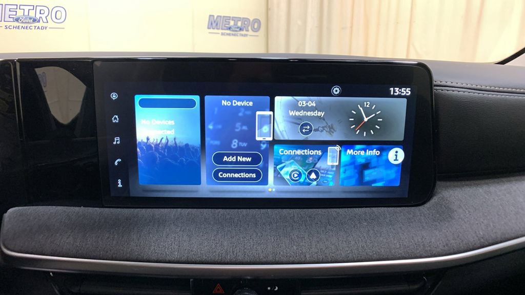 Used 2025 Nissan Kicks SV w/ SV Premium Package image 31