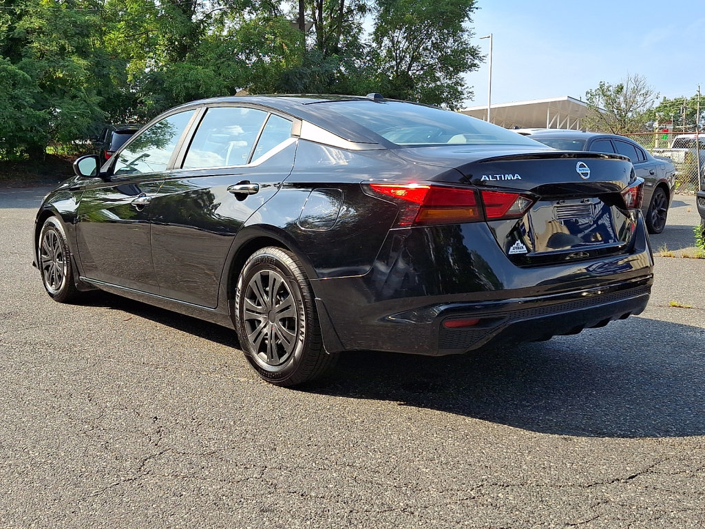 Used 2019 Nissan Altima 2.5 S FWD image 3