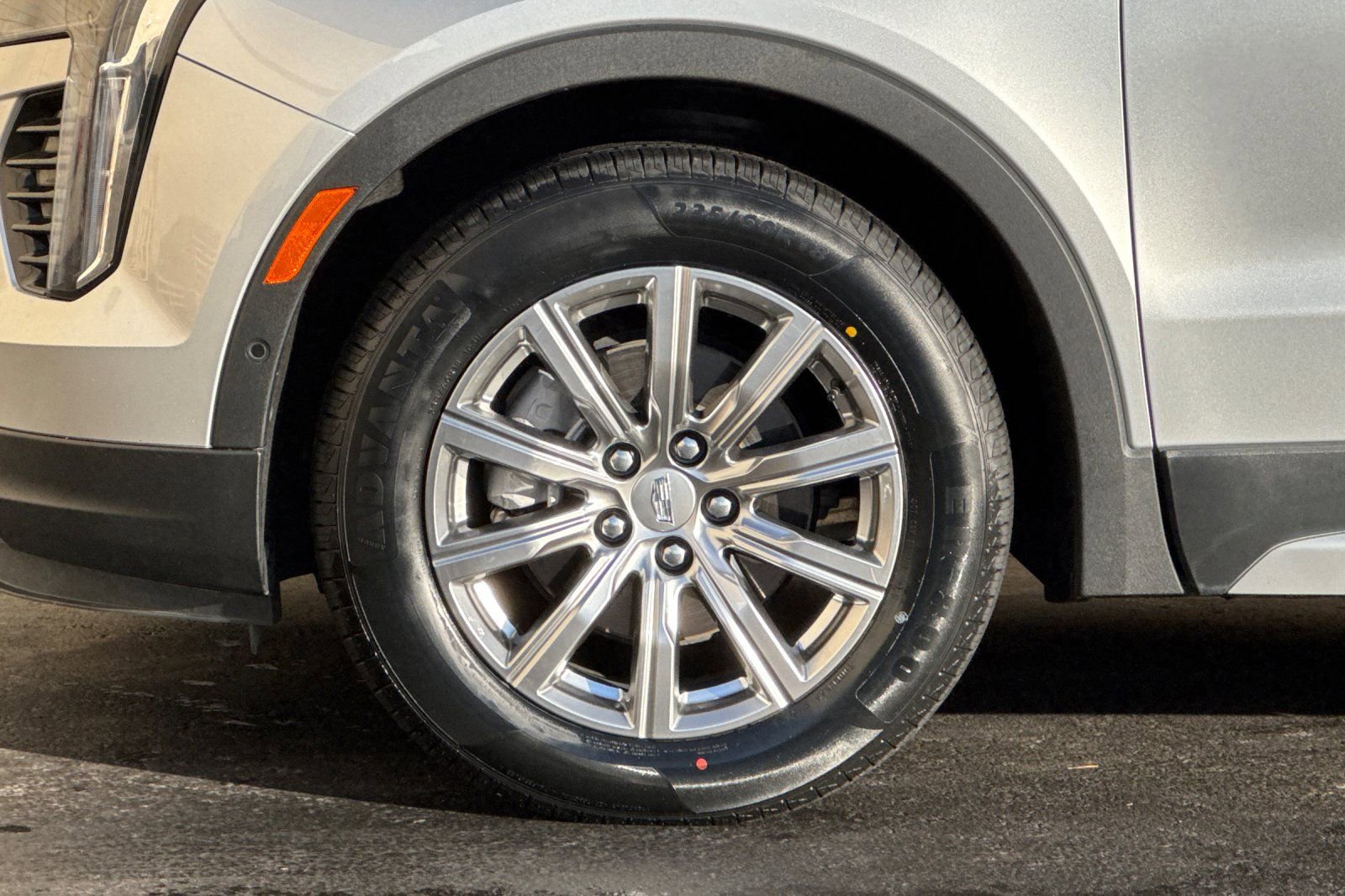 Used 2022 Cadillac XT4 Premium Luxury w/ Enhanced Visibility Package image 31