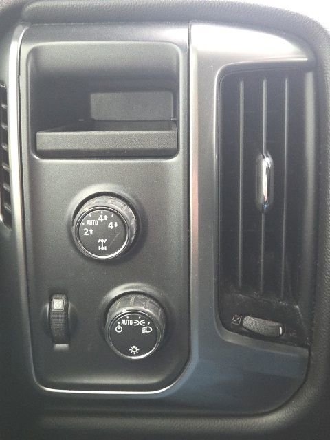 Used 2015 Chevrolet Silverado 1500 LT image 24