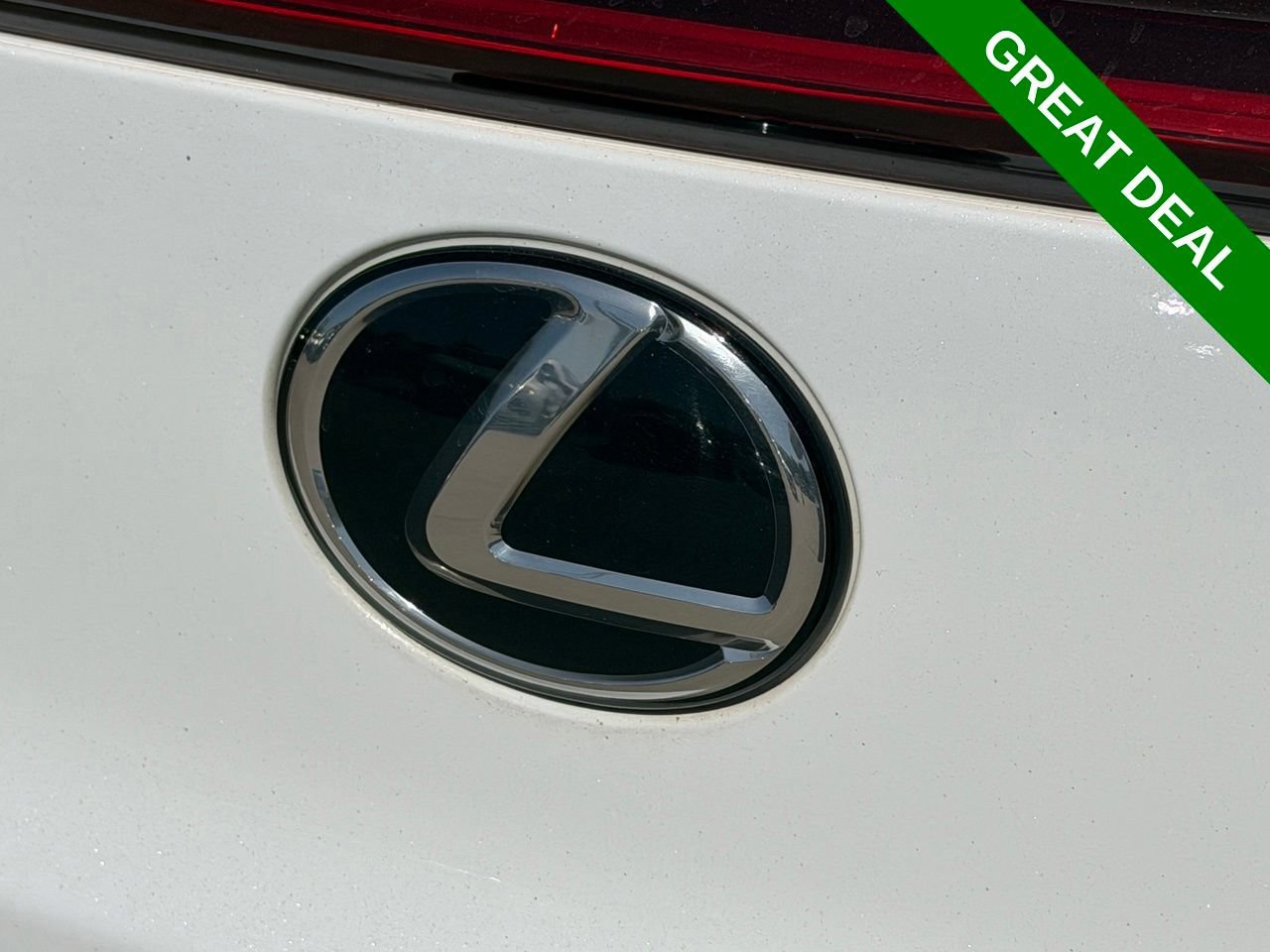 Used 2019 Lexus UX 200 F Sport w/ F Sport Premium Package FWD image 8