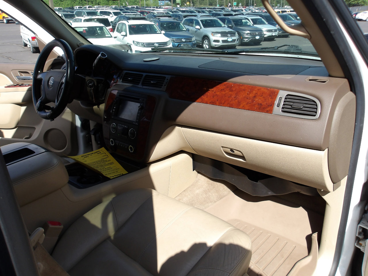 Used 2010 Chevrolet Tahoe 4WD image 13