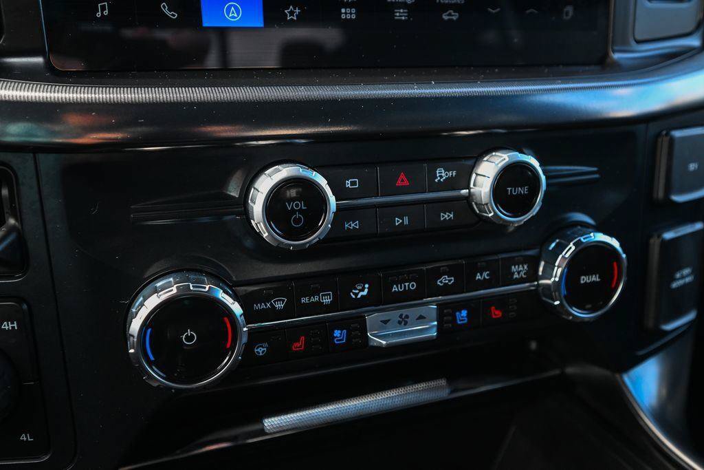 Used 2025 Ford F150 Lariat AWD/4WD image 35