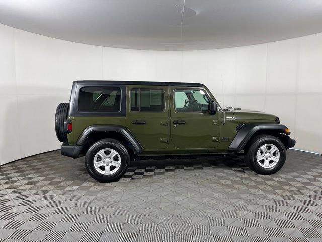 Used 2022 Jeep Wrangler Unlimited Sport AWD/4WD image 6
