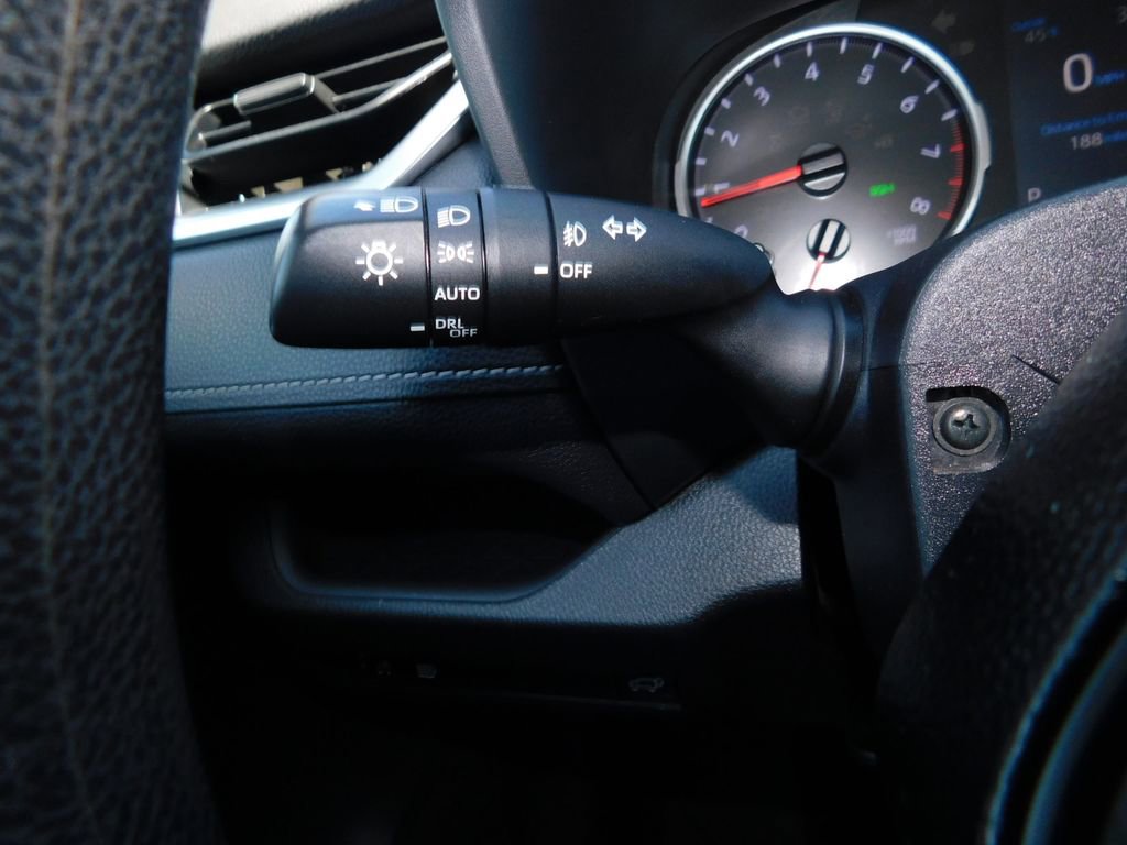 Used 2019 Toyota RAV4 XLE w/ Convenience Package image 31