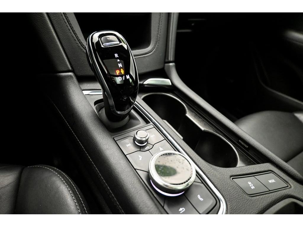 Certified 2022 Cadillac XT5 Premium Luxury image 14