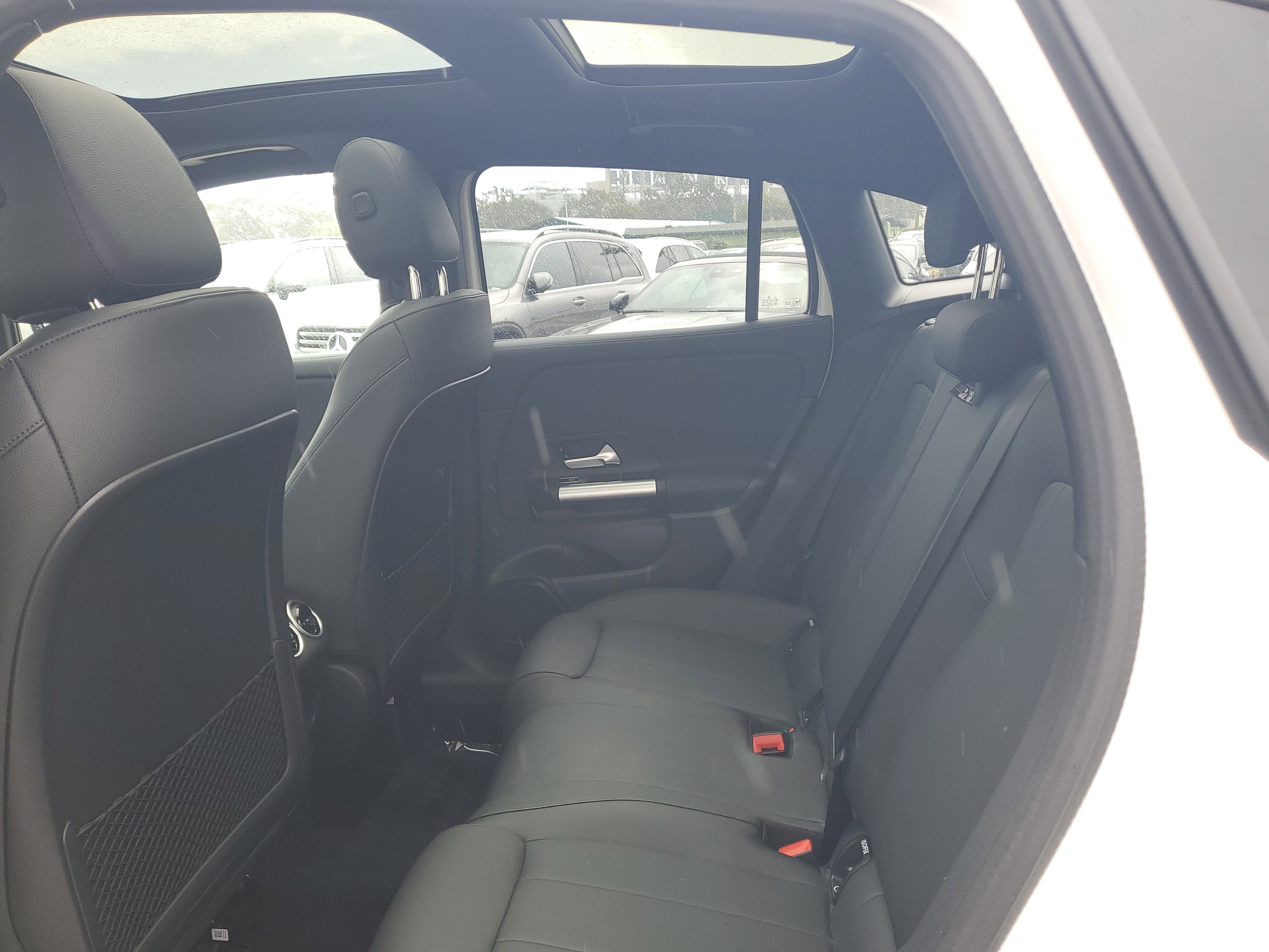 Used 2025 Mercedes-Benz GLA 250 GLA 250 image 10