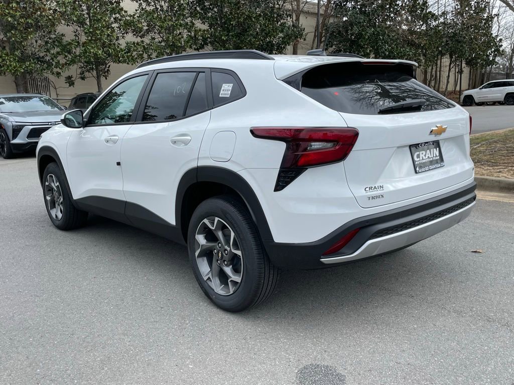 New 2026 Chevrolet Trax LT w/ Driver Confidence Package image 5