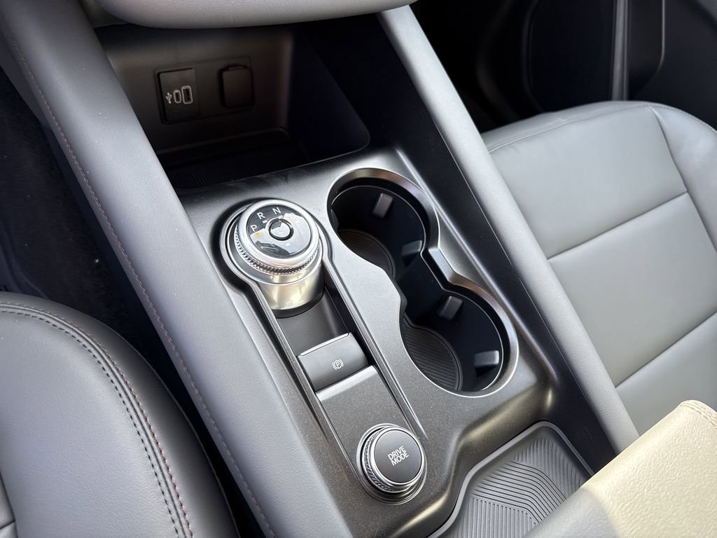 New 2026 Ford Explorer Active w/ Active Comfort Package image 30