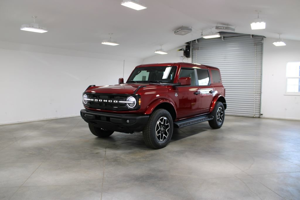 New 2026 Ford Bronco Outer Banks AWD/4WD image 3