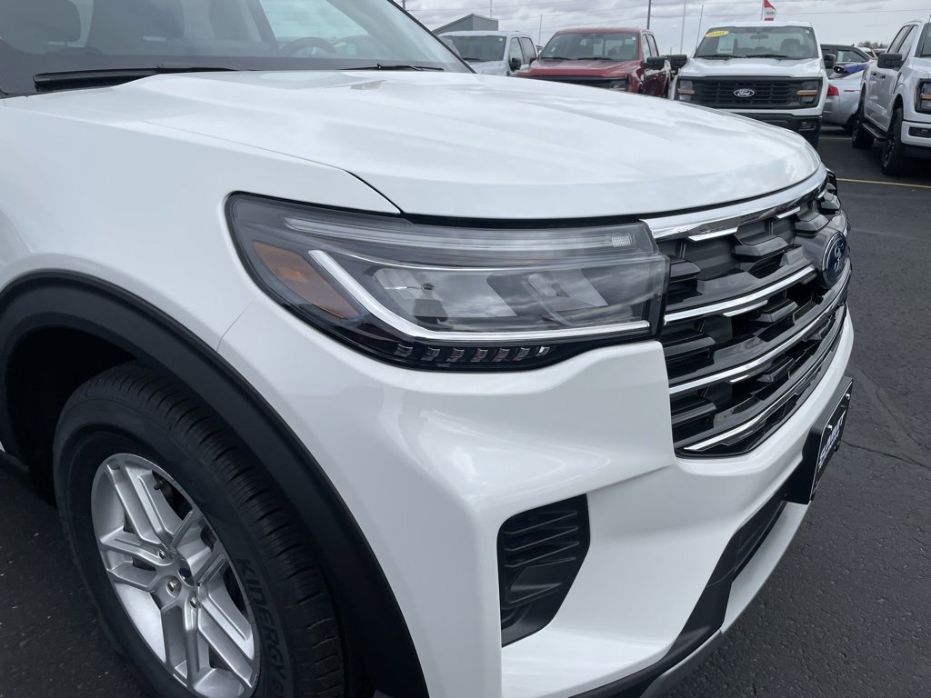 New 2026 Ford Explorer Active image 28