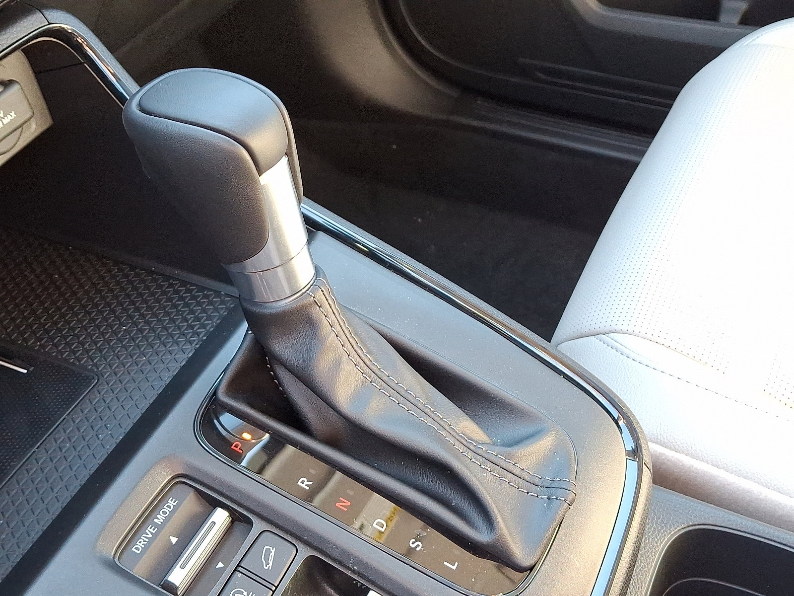 New 2026 Honda CR-V EX-L image 15